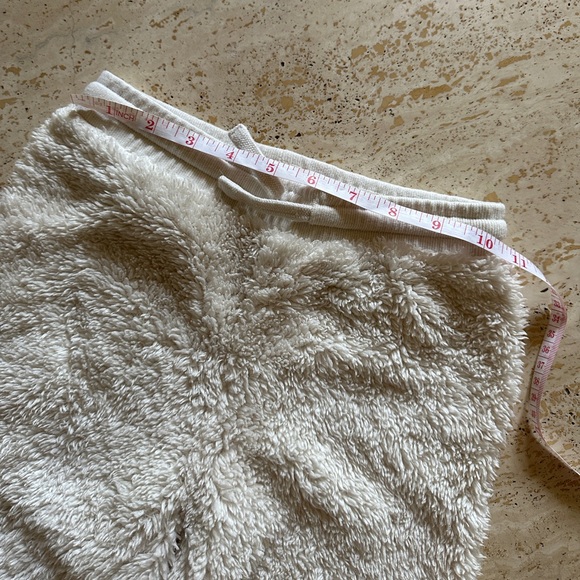 Minnie and Mickey Mouse Disney Sherpa Kids Sweatset - Picture 5 of 8